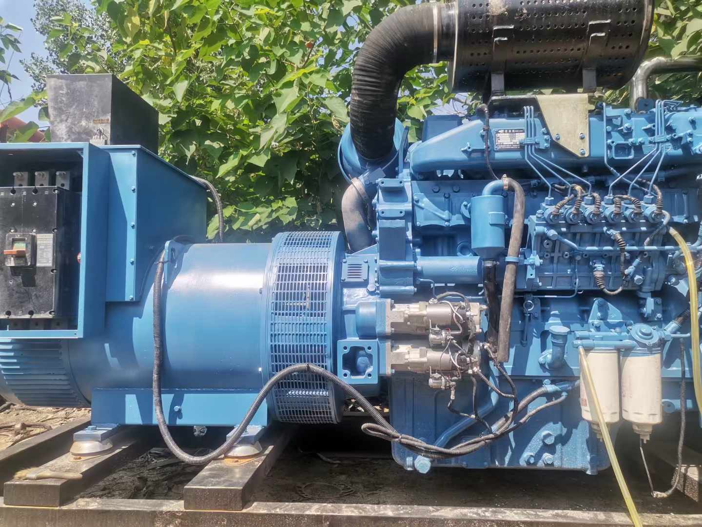 甘谷详细说明降低 800kW 柴油发电机输出电流波动的方法